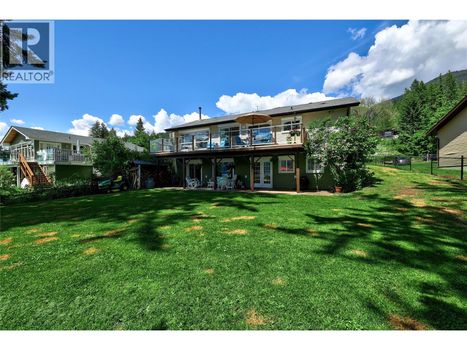 7832 Squilax-Anglemont Road - 2