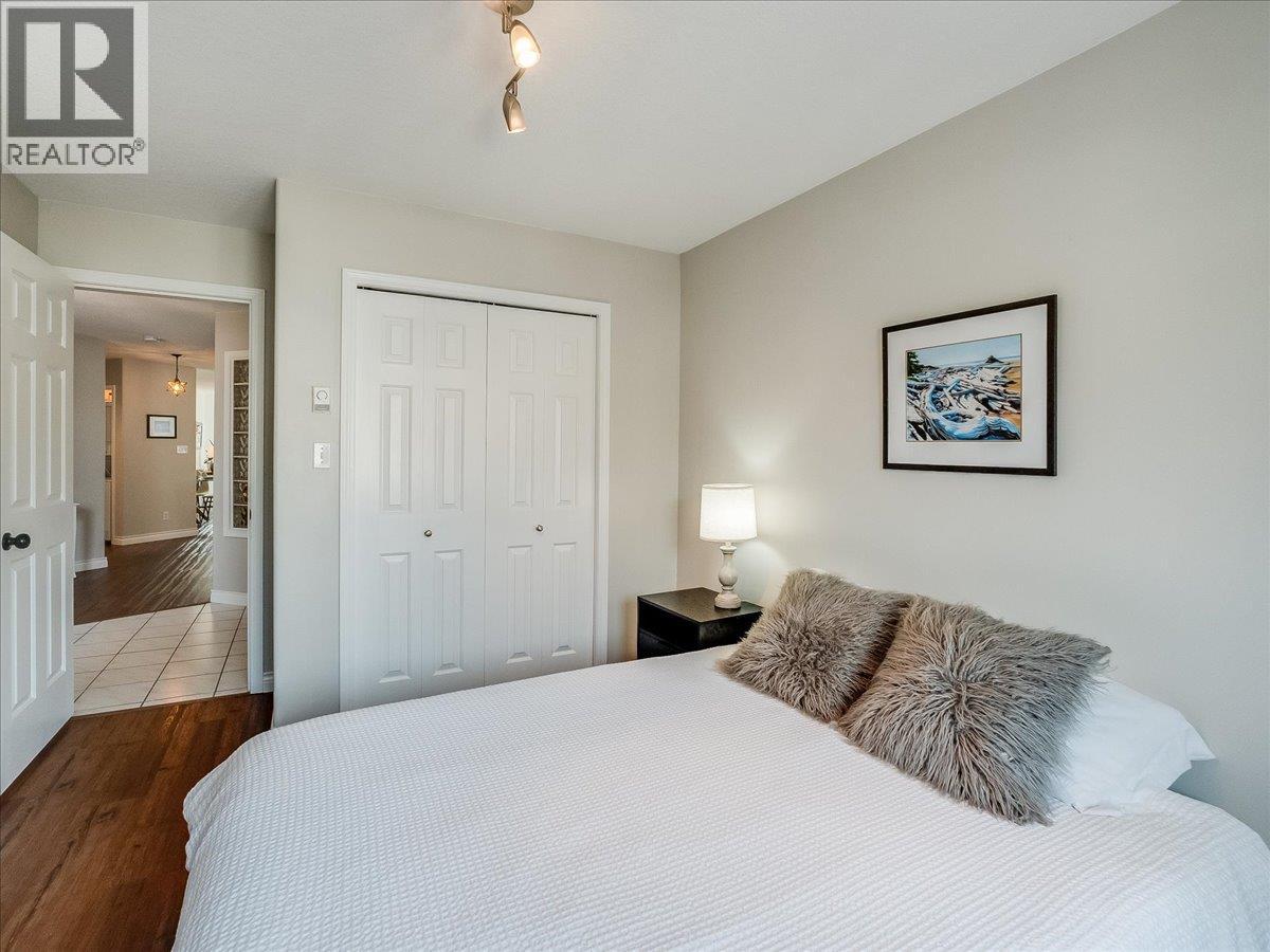 416 BEASLEY  W Crescent, Nelson