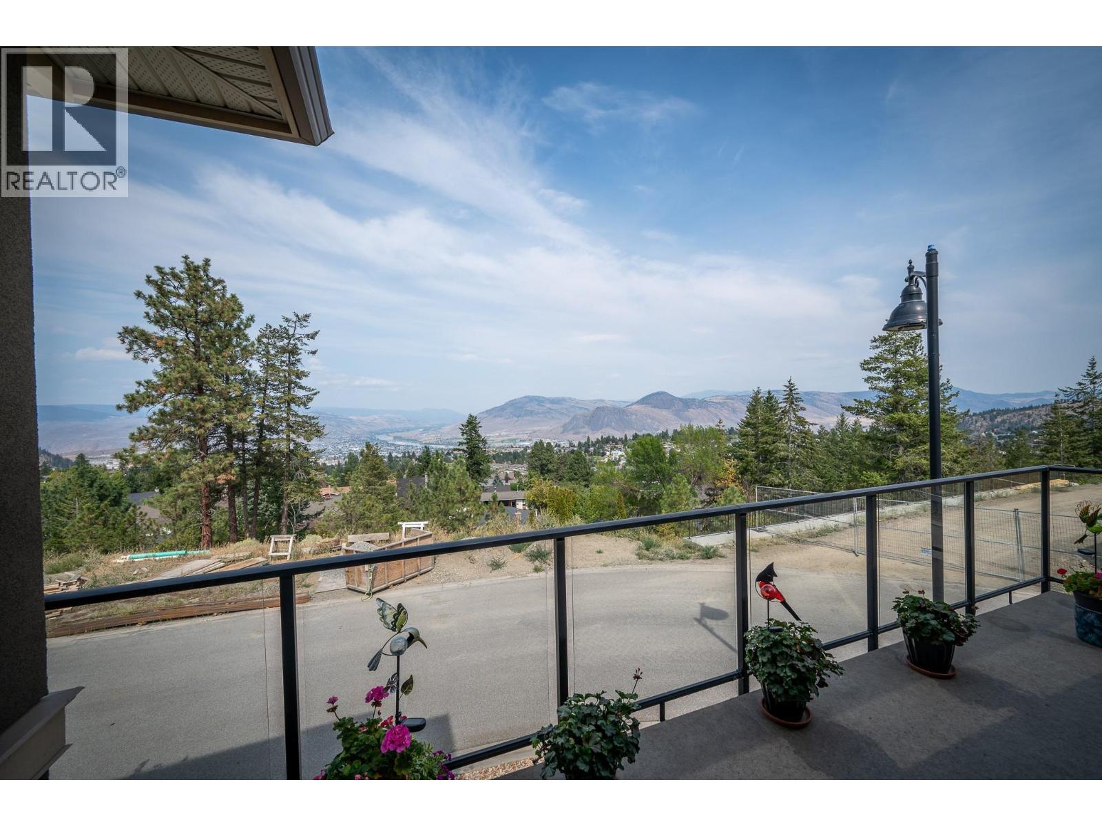 #24 2171 VAN HORNE Drive - 20
