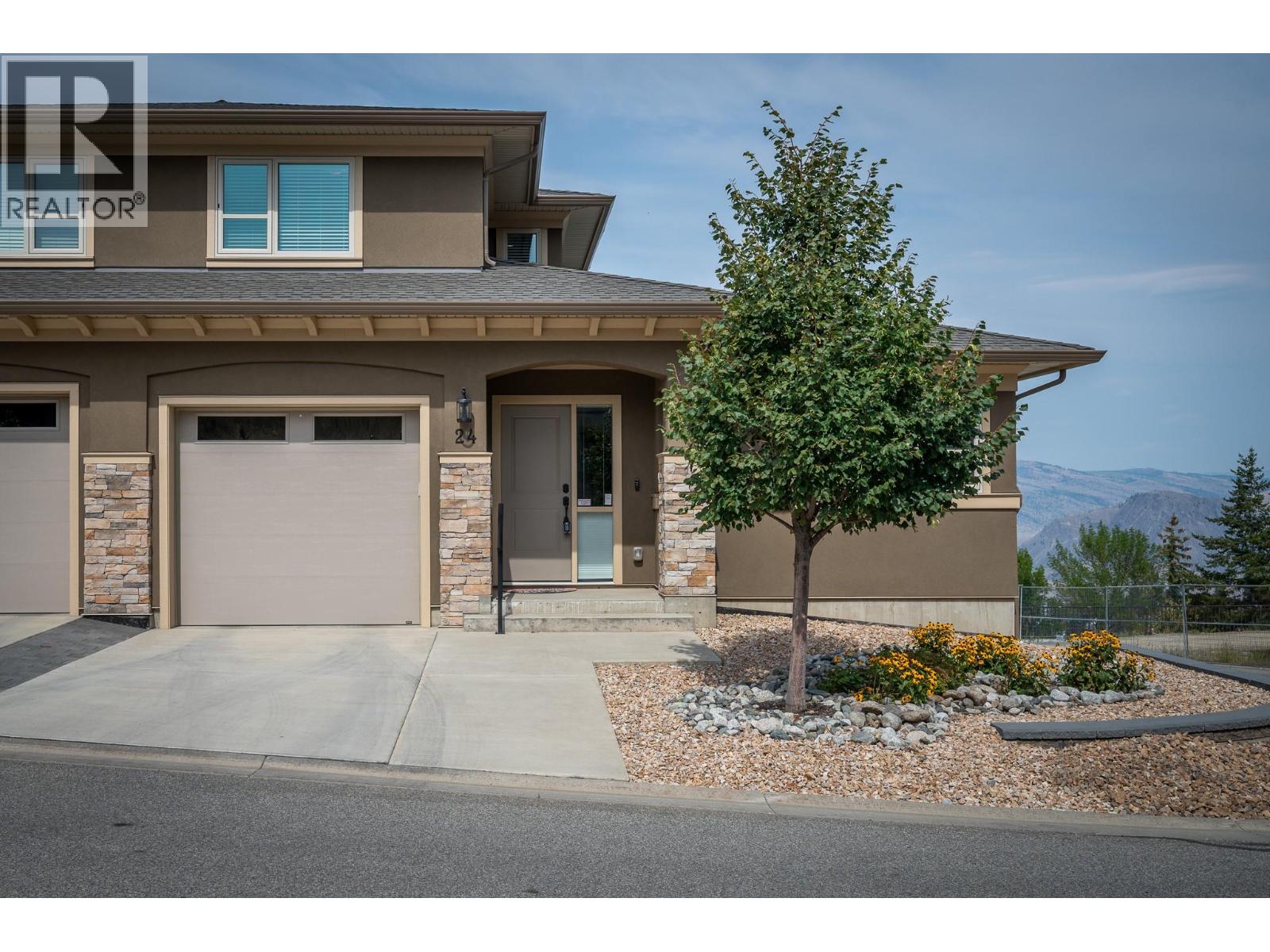 #24 2171 VAN HORNE Drive - 1