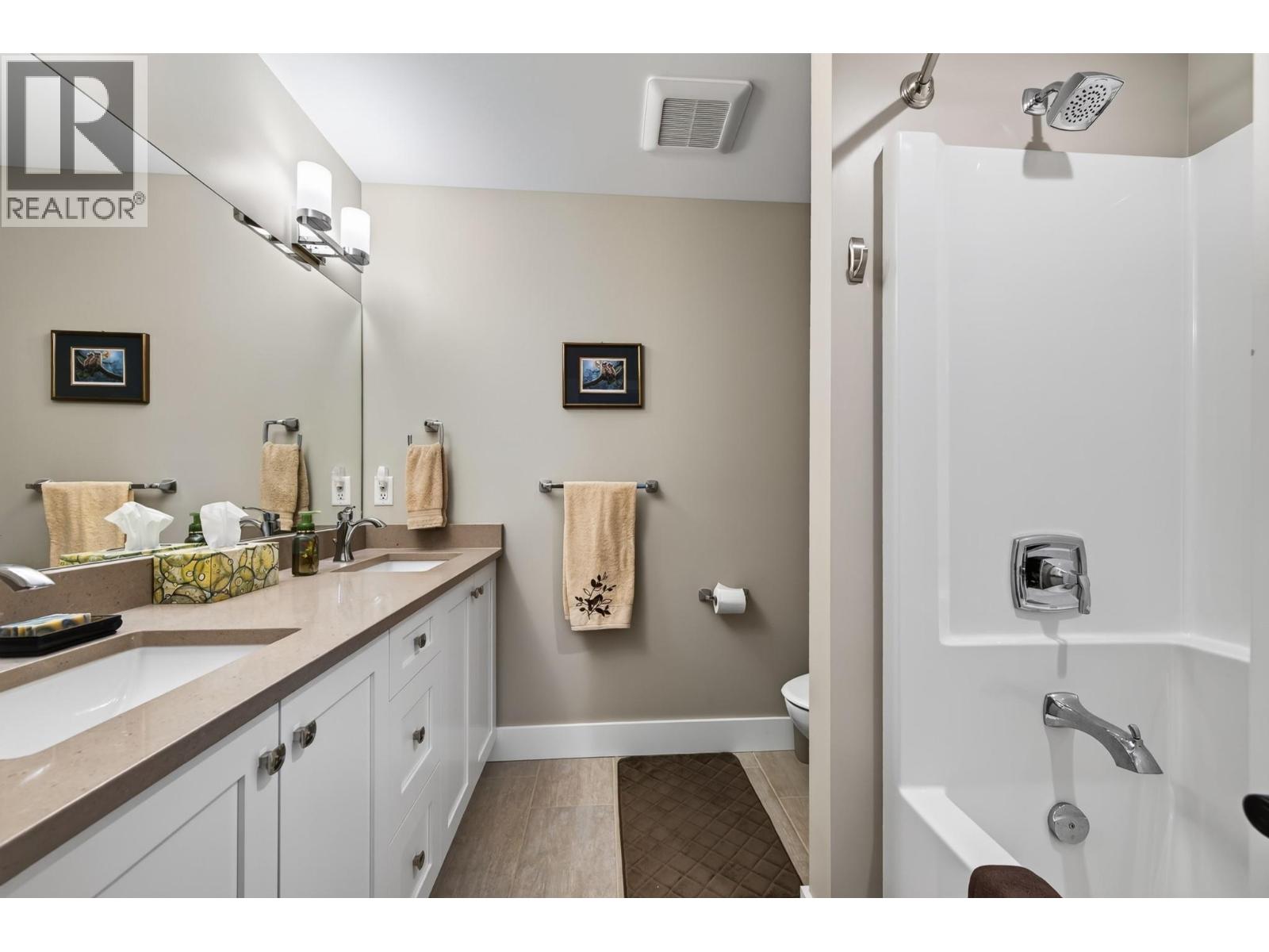 #24 2171 VAN HORNE Drive - Image 26