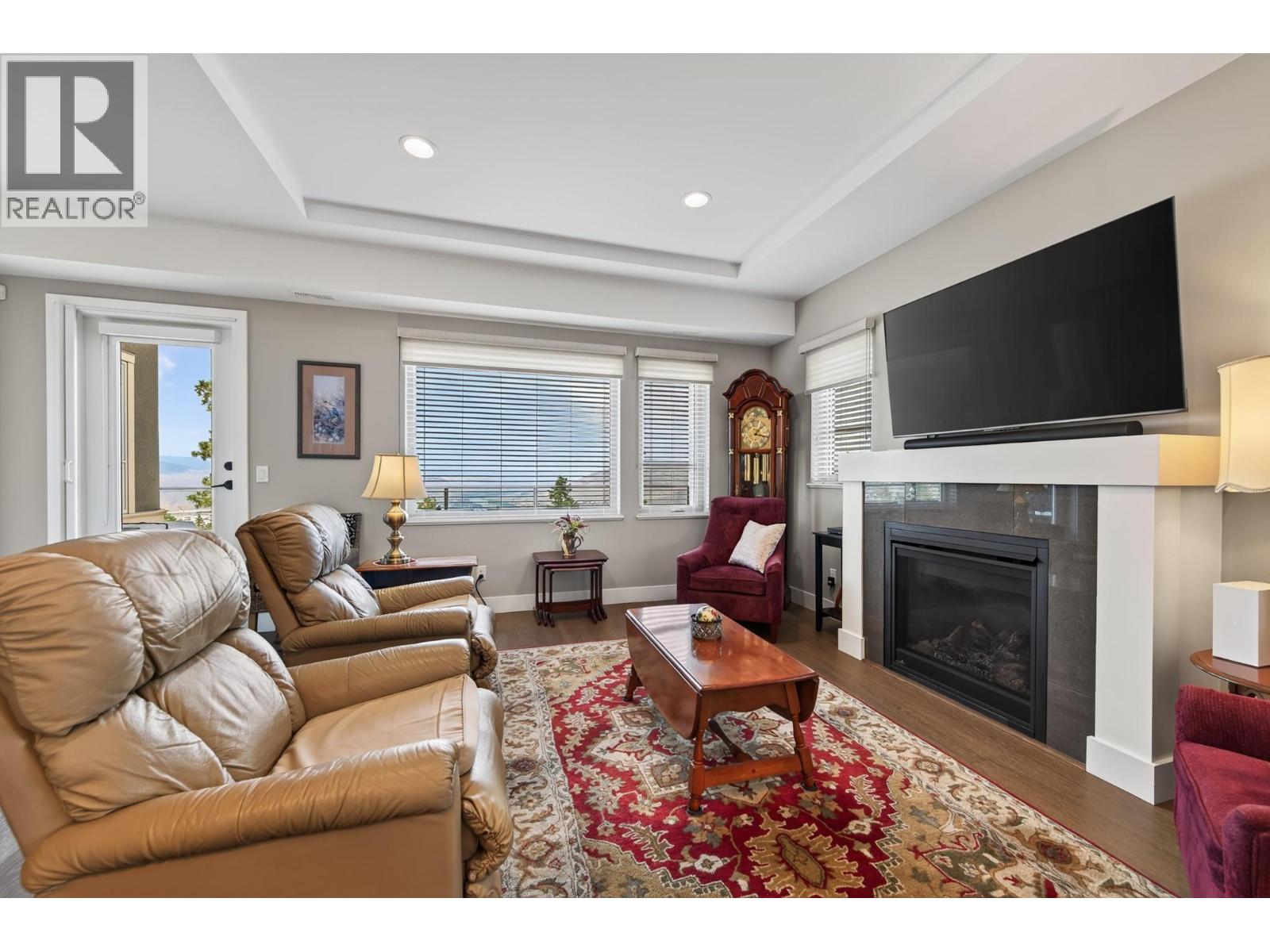 #24 2171 VAN HORNE Drive - Image 10
