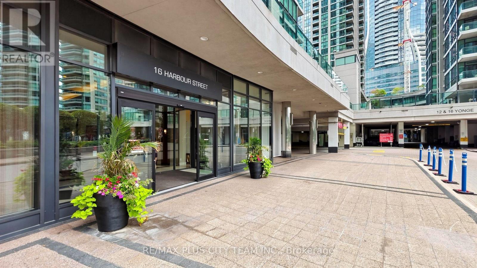#5005 16 HARBOUR STREET - Image 45