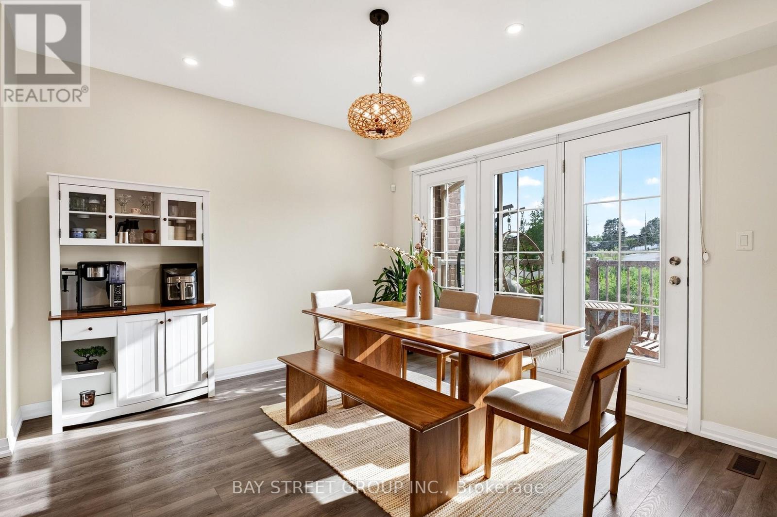 39 COOTE COURT - 13