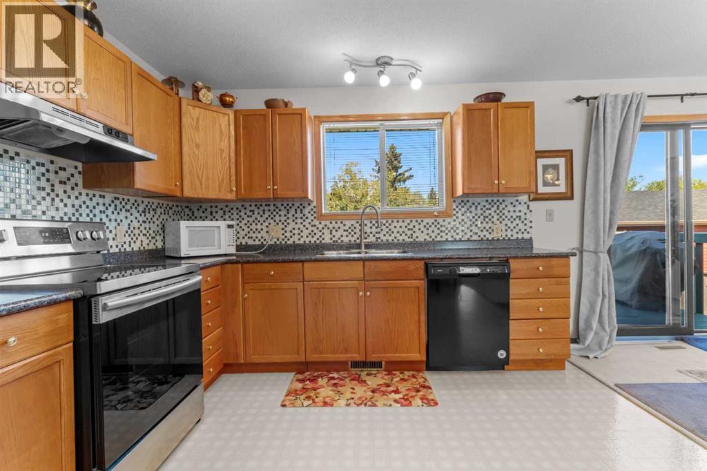 2100 25 Avenue - Image 9