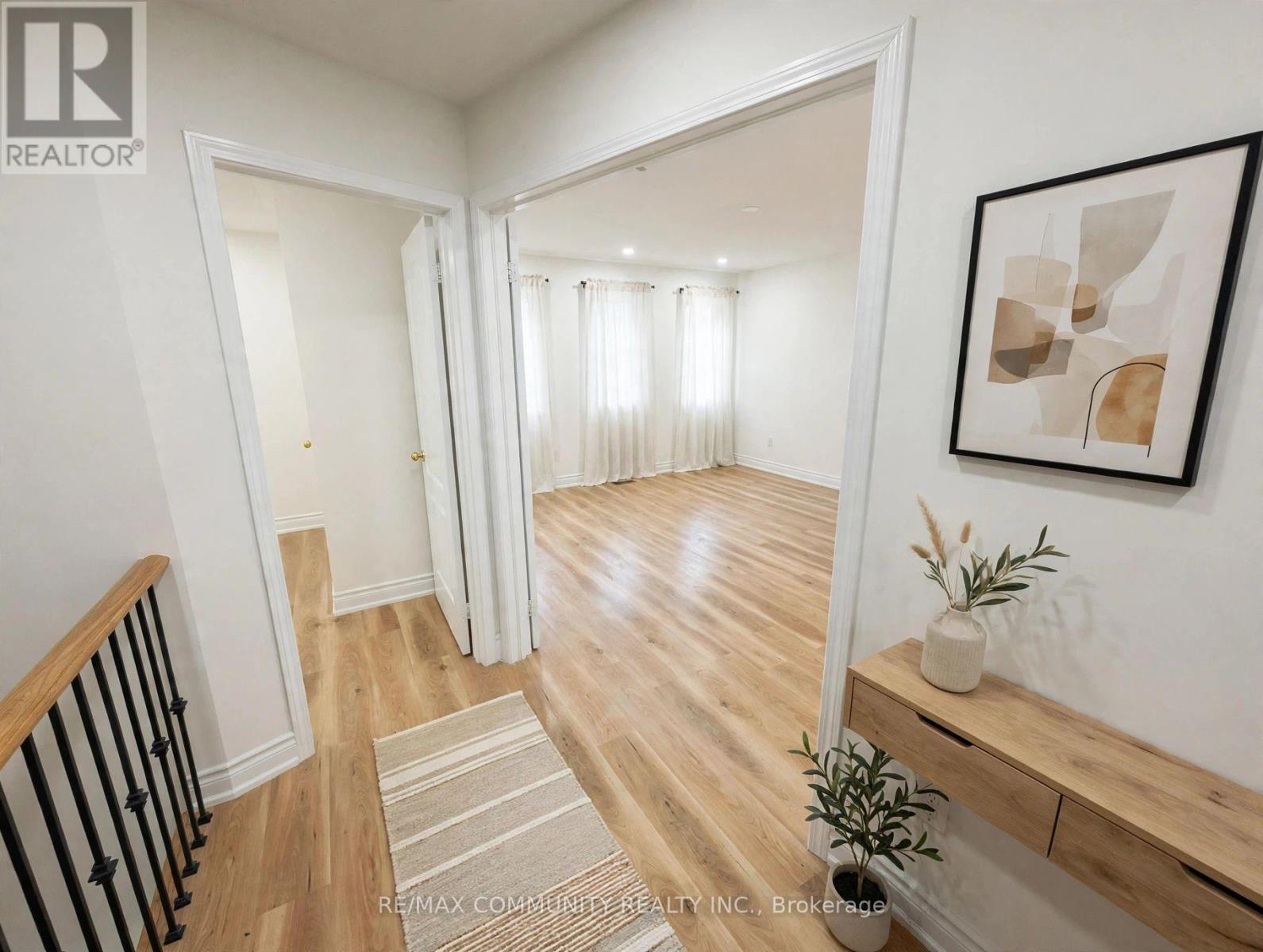 5 CANOE CRESCENT - 5