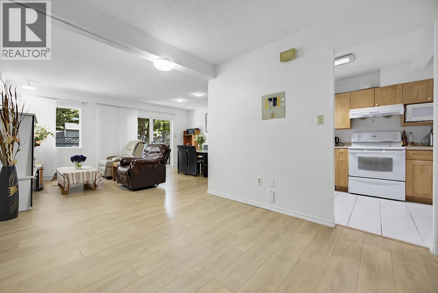 2757 ELLERSLIE AVENUE, Burnaby