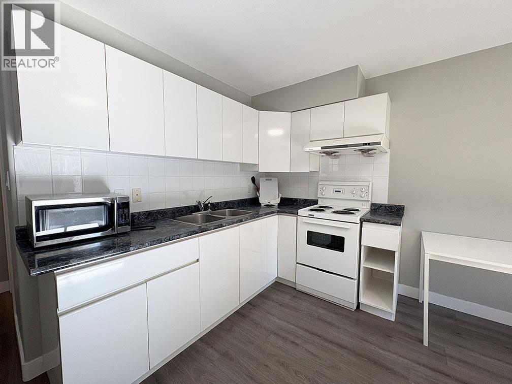 Basement-7210 FRANCES STREET, Burnaby