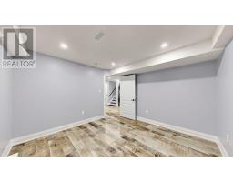 Bsmt - 186 Wainscot Avenue, Newmarket, ON L3X2X4 Photo 14