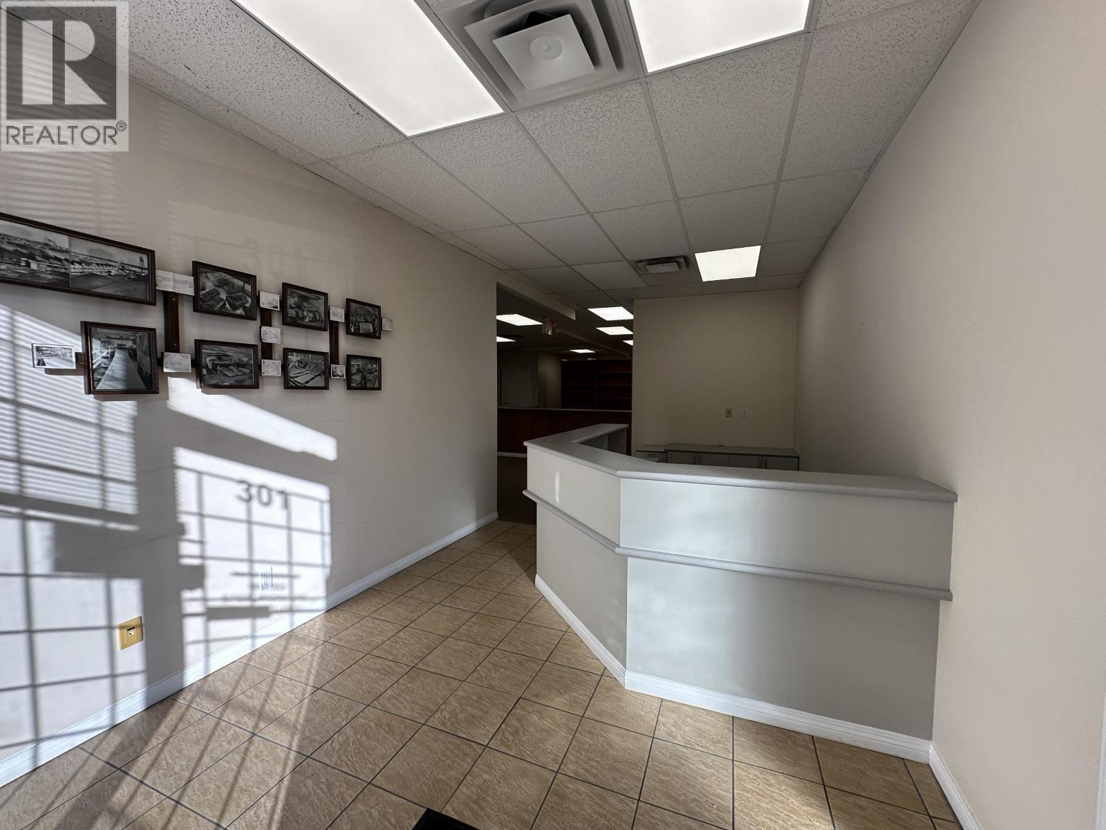 #301 8988 FRASERTON Court, Burnaby, British Columbia, V5J5H8, Burnaby, British Columbia — photo 4 of 5