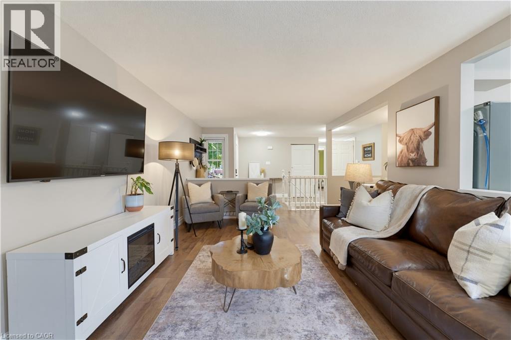 431 WEST ACRES Drive - 9
