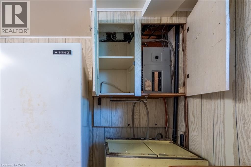 107 ERIE Street - Image 30