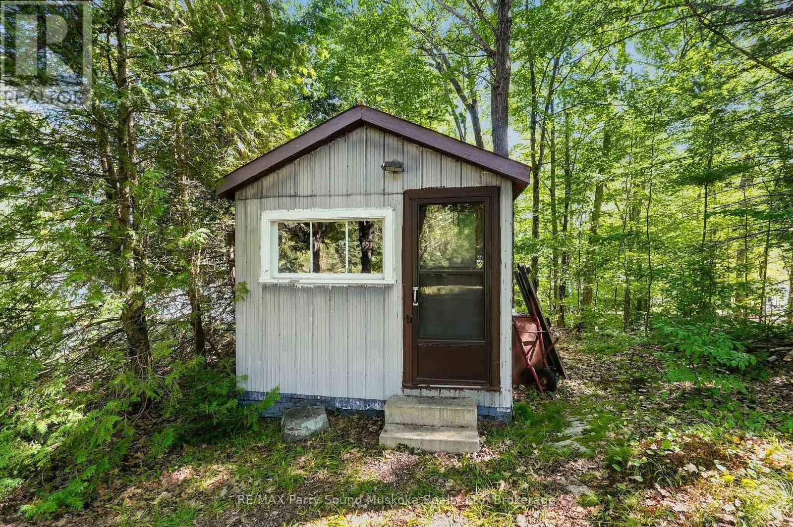 34 MCKECHNIE ROAD W - Image 30