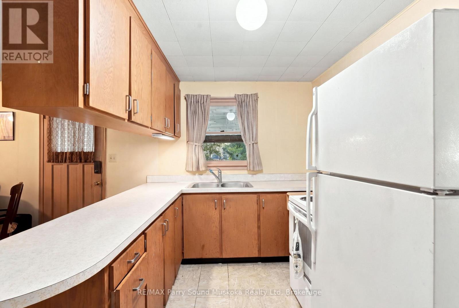 34 MCKECHNIE ROAD W - Image 7