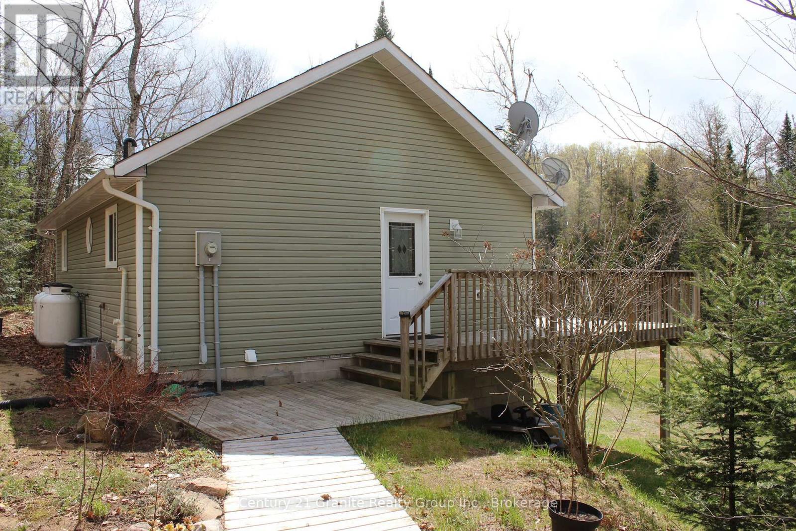 1037 ANDEK TRAIL - 2