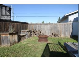 8615 77 Street, Fort St  John, BC V1J3A1 Photo 13