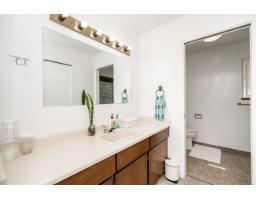 9667 155 Street, Surrey, BC V3R7Y9 Photo 13
