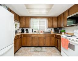 9667 155 Street, Surrey, BC V3R7Y9 Photo 6
