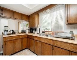 9667 155 Street, Surrey, BC V3R7Y9 Photo 7