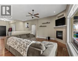 1601 Tower Ranch Boulevard, Kelowna, BC V1P1P9 Photo 17