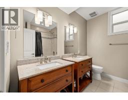 1601 Tower Ranch Boulevard, Kelowna, BC V1P1P9 Photo 36