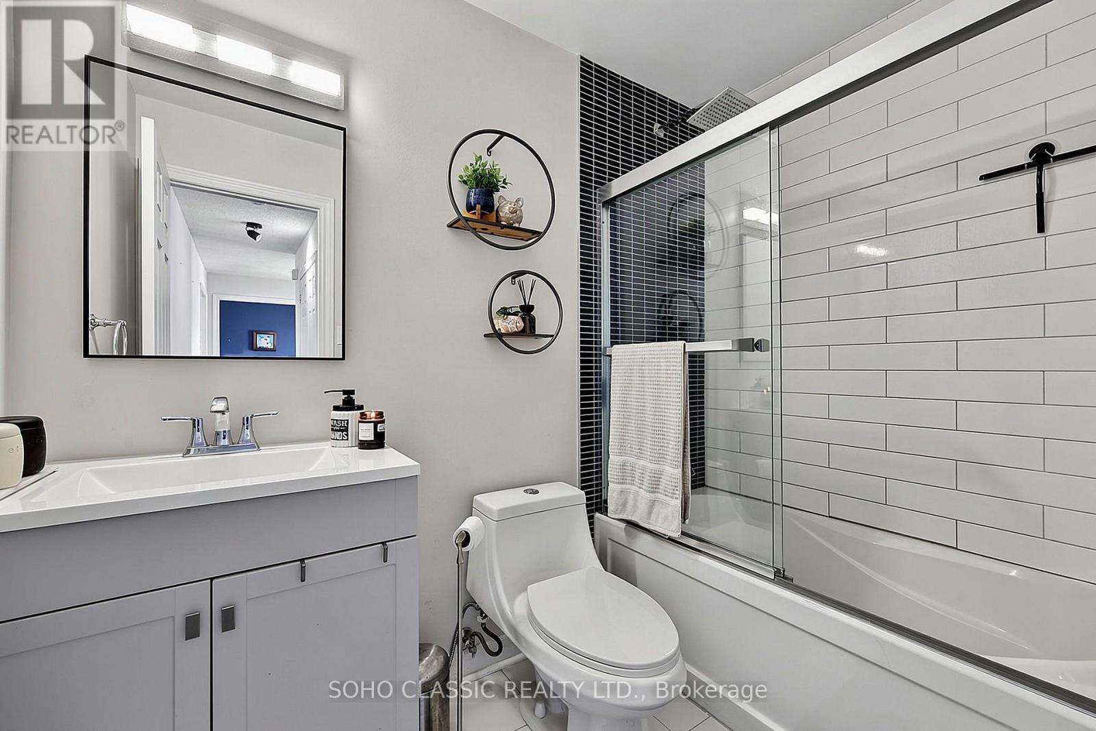 301 LEACOCK DRIVE - 25