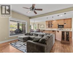 1601 Tower Ranch Boulevard, Kelowna, BC V1P1P9 Photo 19