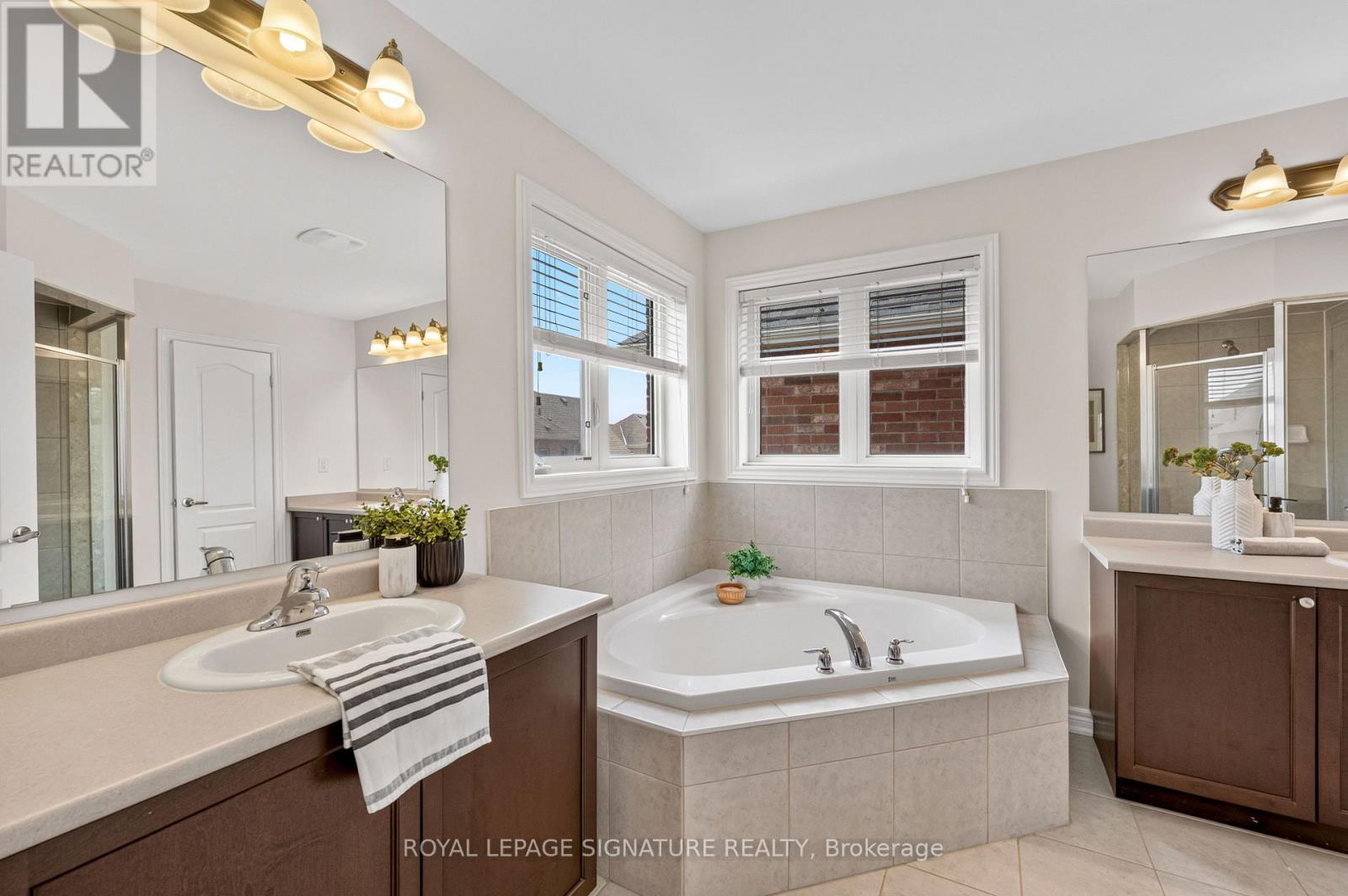 6 CEDARHOLME AVENUE - Image 25