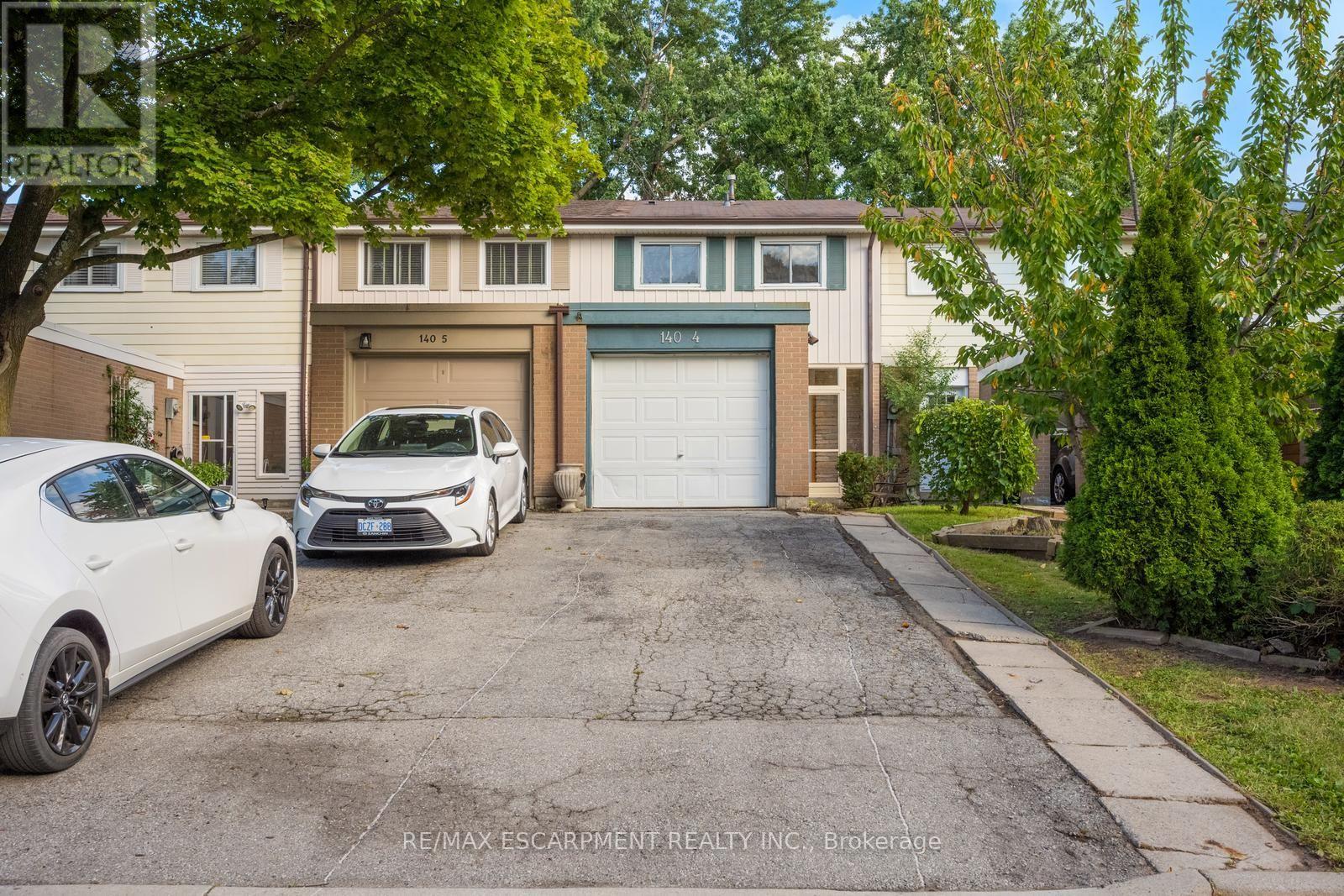 #4 140 RIPLEY COURT - 1