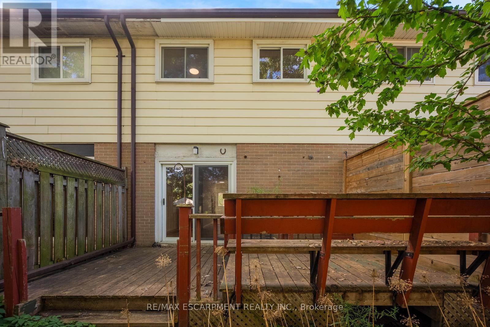 #4 140 RIPLEY COURT - Image 34