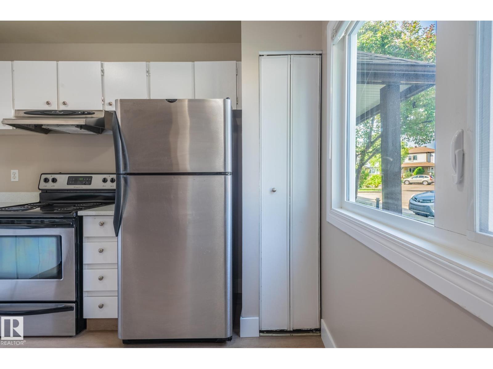 #34 14511 52 ST NW - Image 13