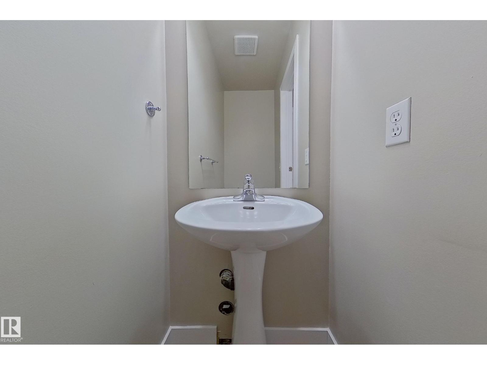 #34 14511 52 ST NW - Image 9