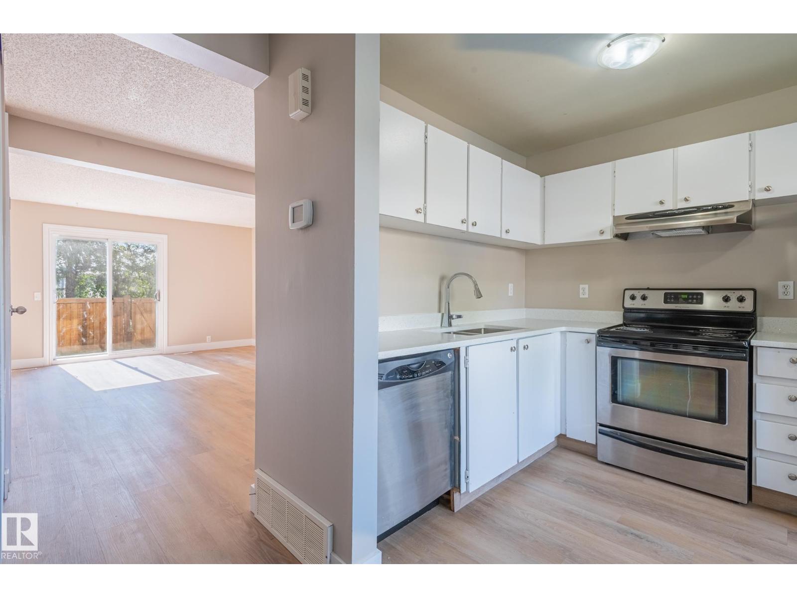 #34 14511 52 ST NW - Image 10