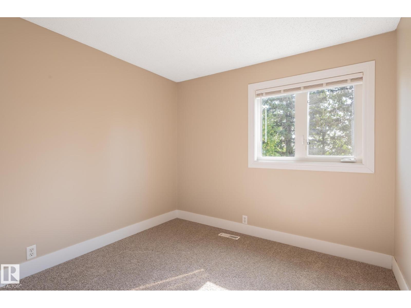 #34 14511 52 ST NW - 39
