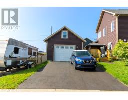 1 Kenai Crescent thumbnail 14