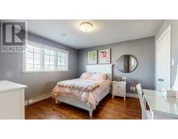 1 Kenai Crescent thumbnail 32