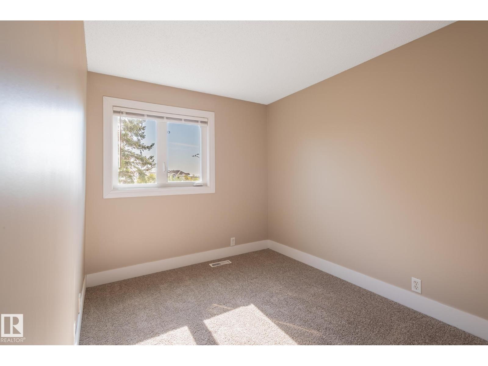 #34 14511 52 ST NW - Image 37