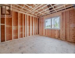 204 St Thomas Line thumbnail 12