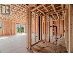 204 St Thomas Line thumbnail 6