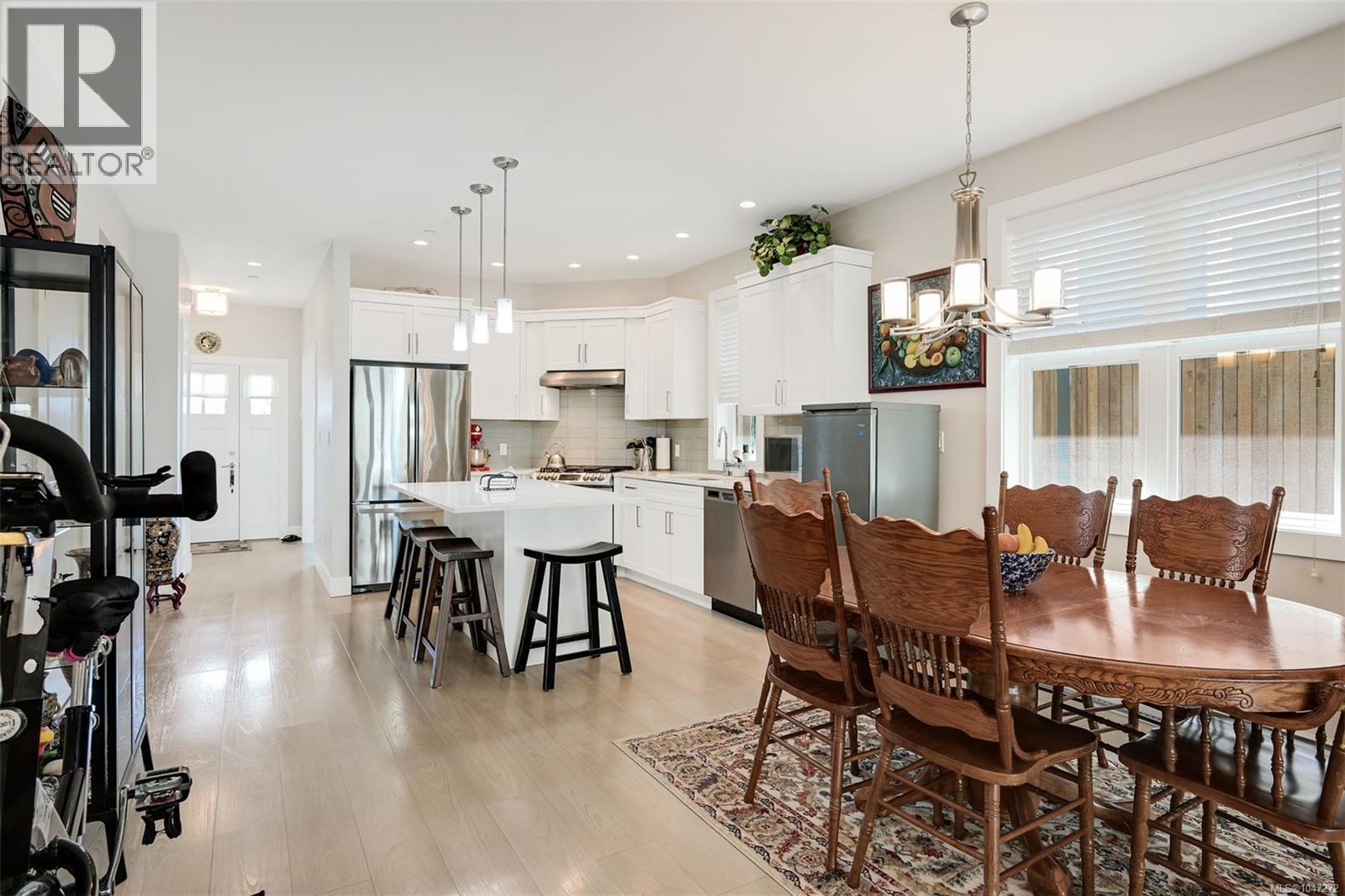 6524 Arranwood Dr - 17
