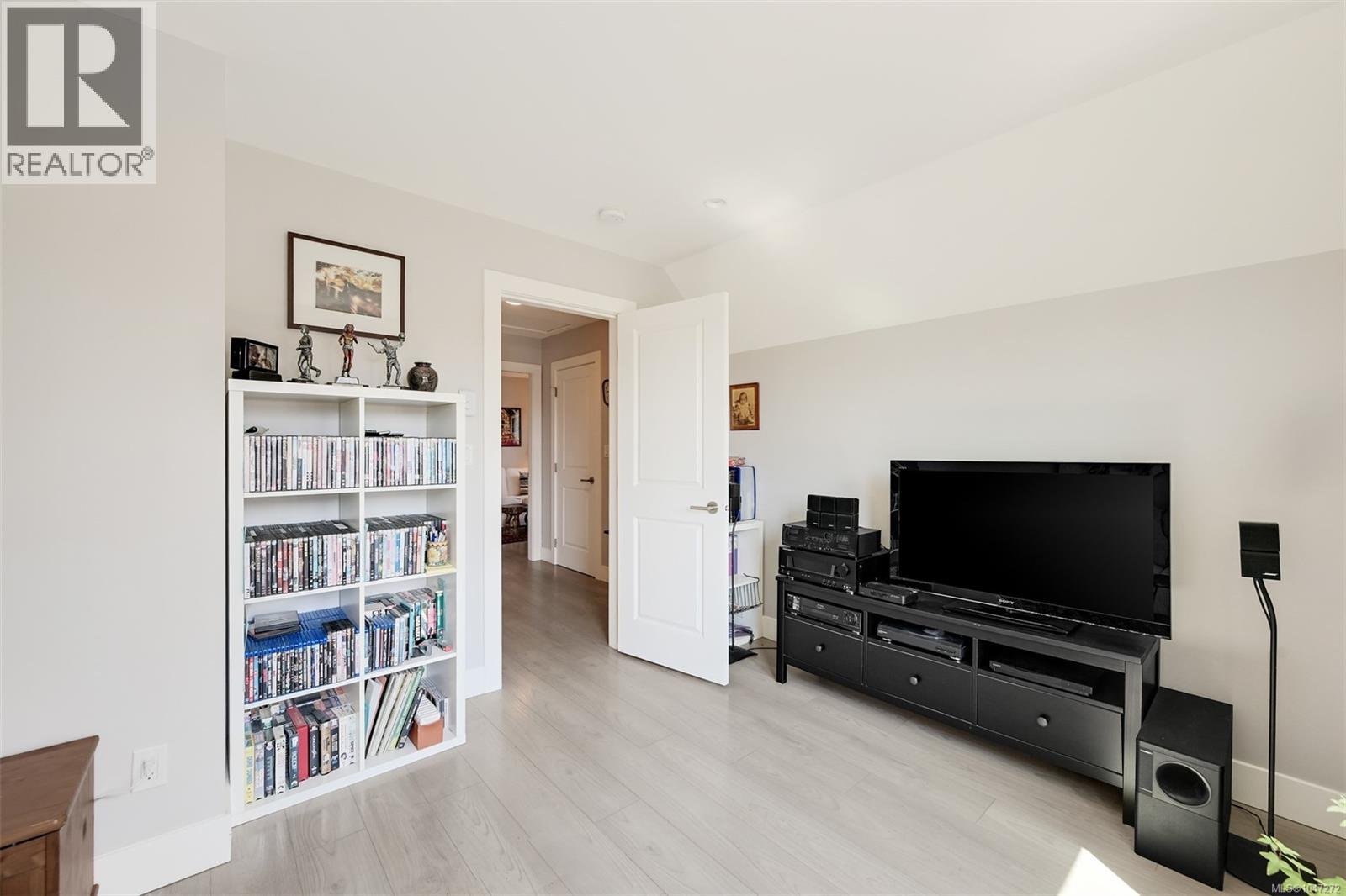 6524 Arranwood Dr - Image 37