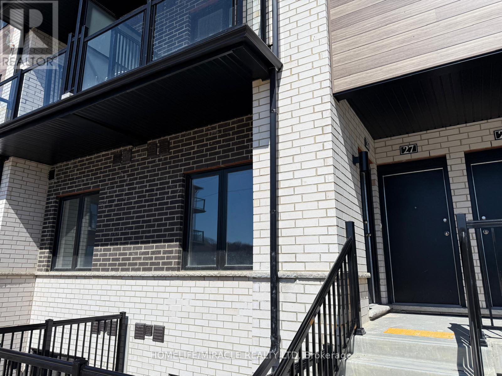 26 - 10 SOUTH CREEK DRIVE — photo 3
