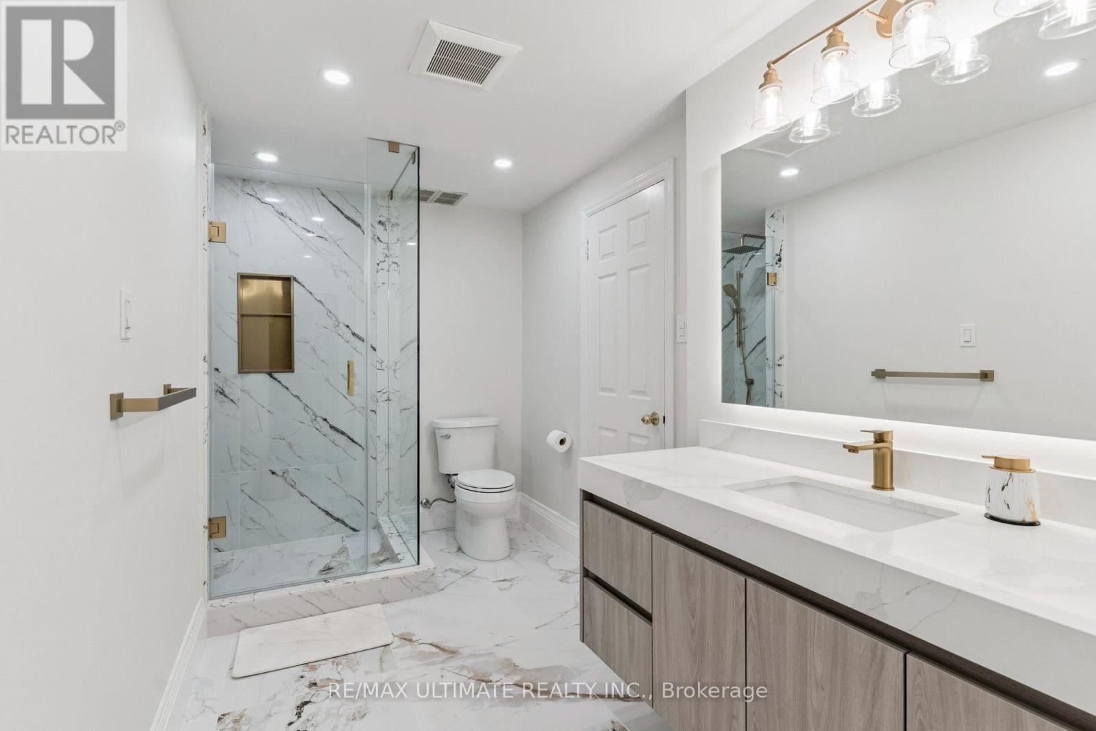 1 VERSAILLES COURT - 38