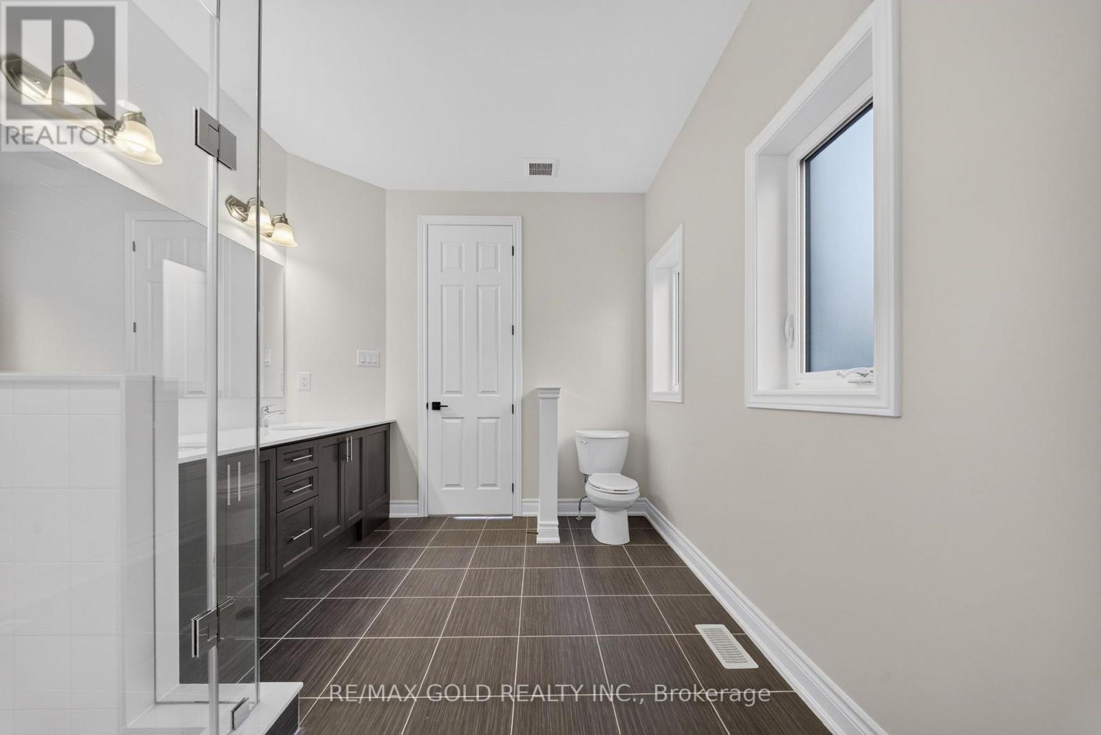 11 KEYWORTH CRESCENT - Image 30