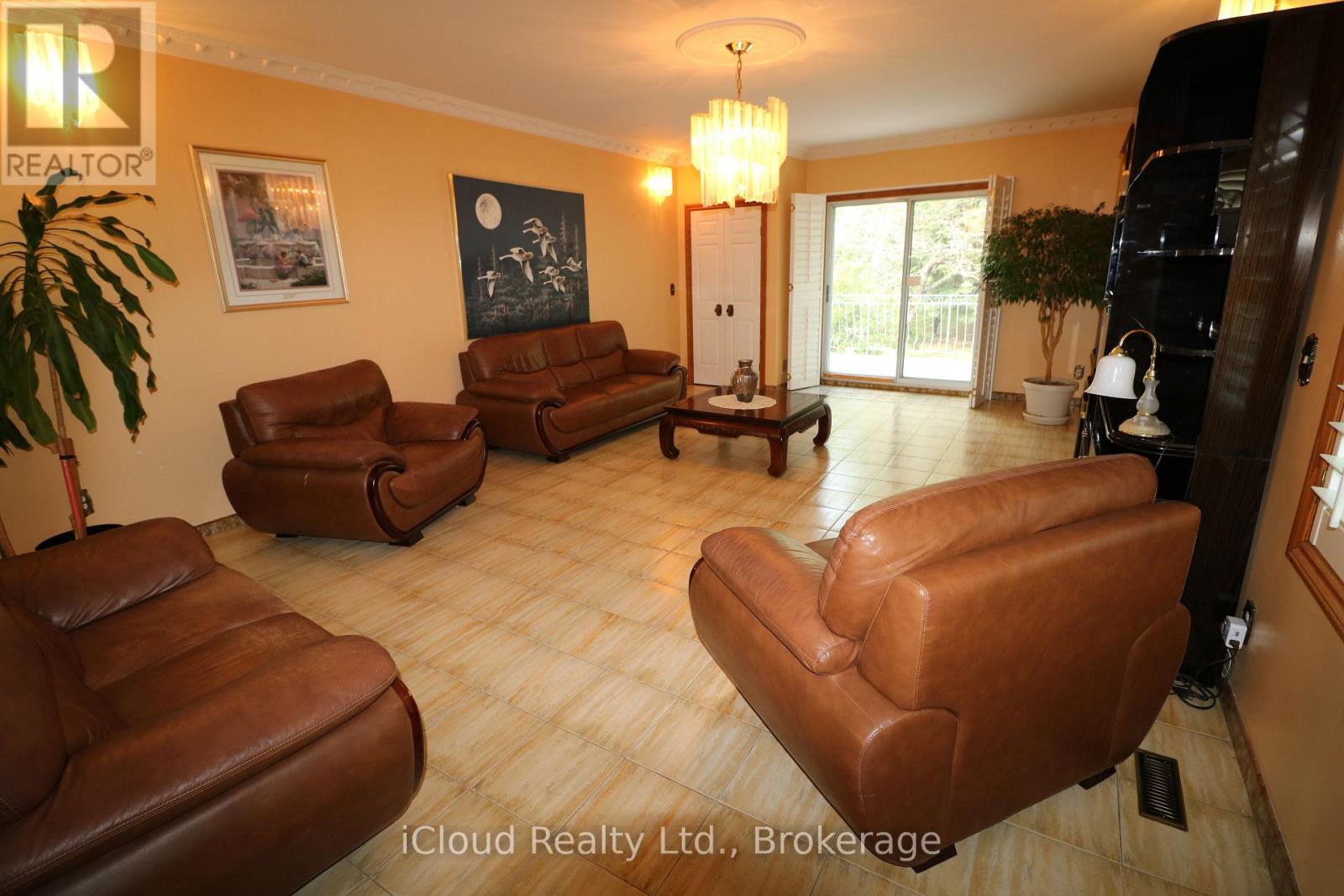 9 BENALTO ROAD - 16