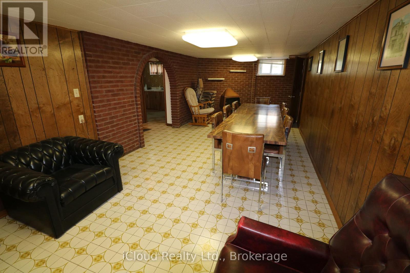 9 BENALTO ROAD - 34