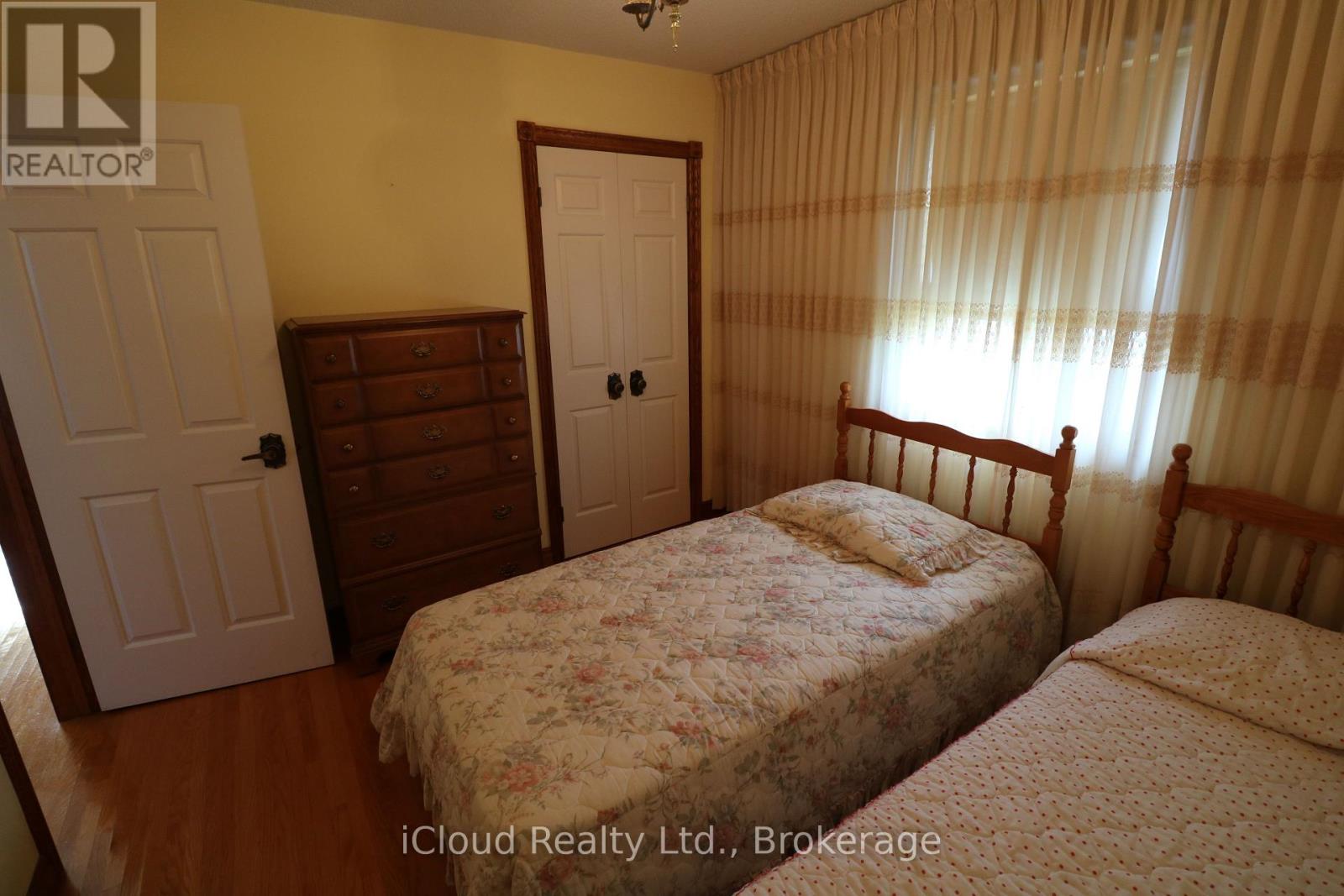 9 BENALTO ROAD - 28