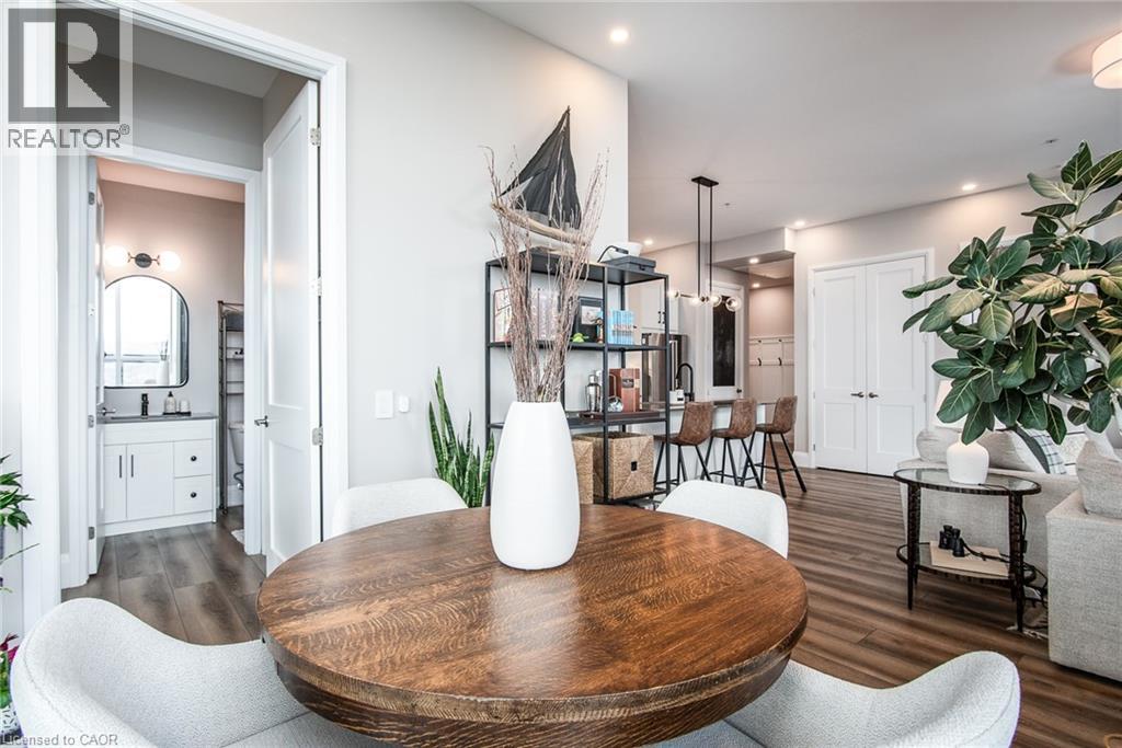 #3104 60 CHARLES Street W - 20