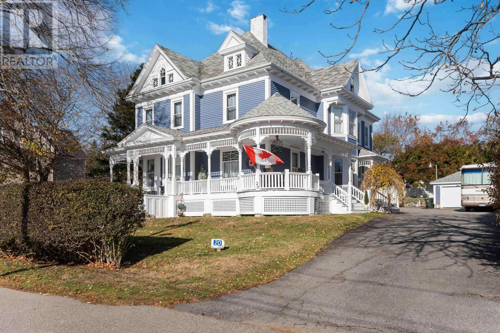 20 Victoria Avenue