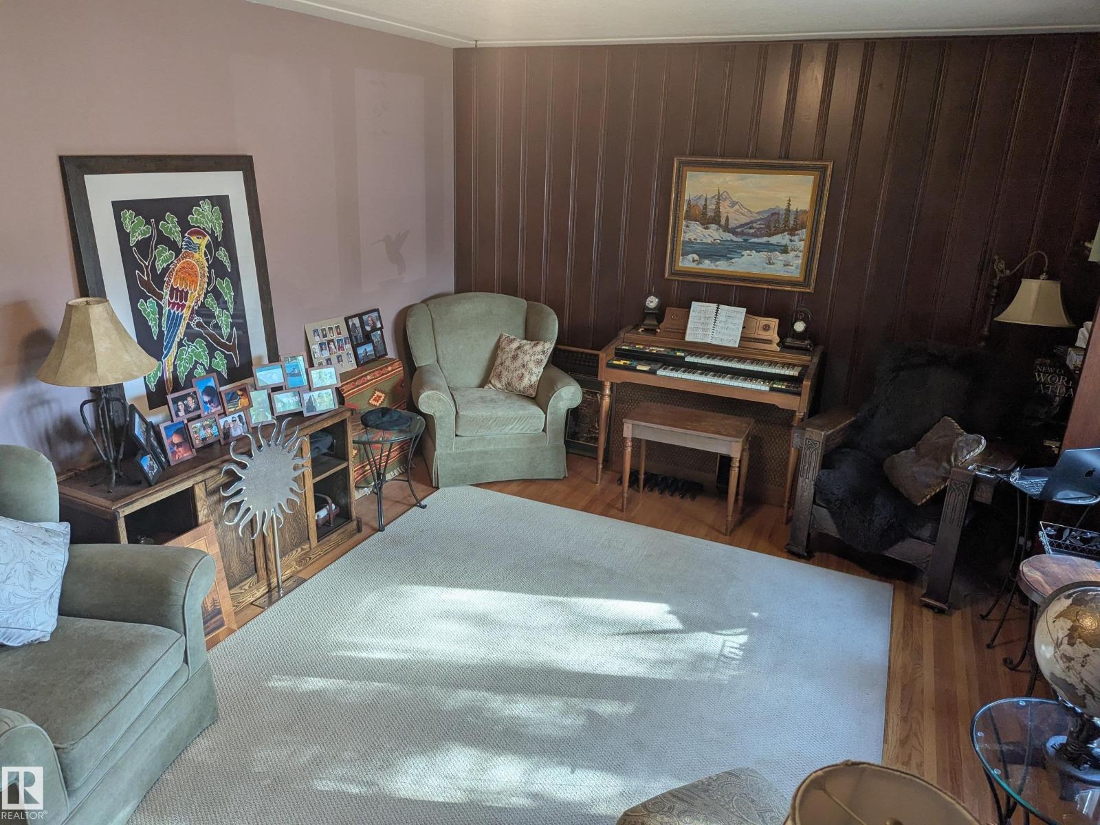 6551 112A ST NW - 3